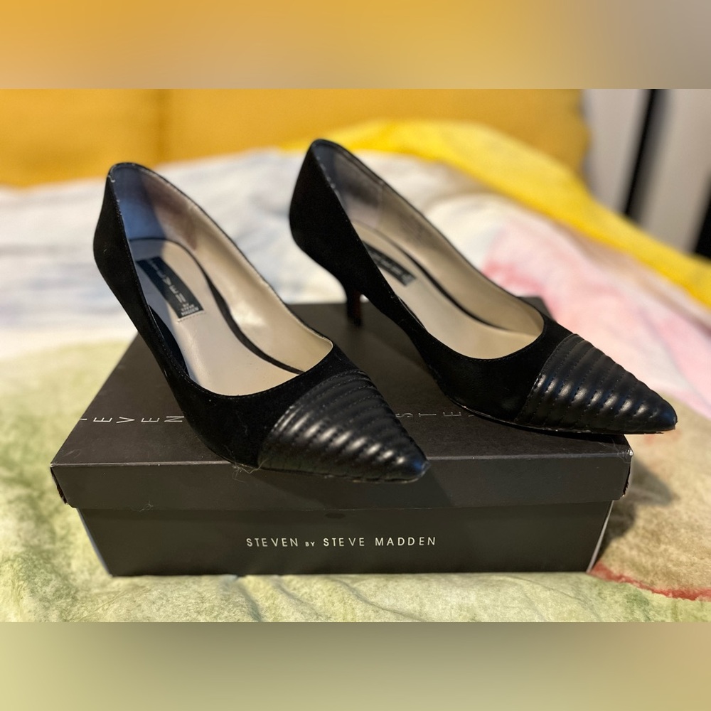 Steven by Steve Madden “P-Caseey Black Suede”